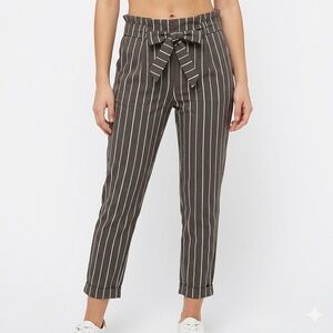 No Boundaries Womens Striped Paperbag Waist Pants S/CH (3-5) NWT